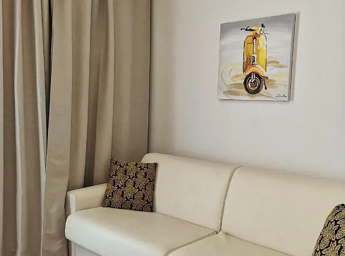 Family Appartments Orchidea Blu * Римини