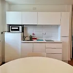 Family Appartments Orchidea Blu דירה *